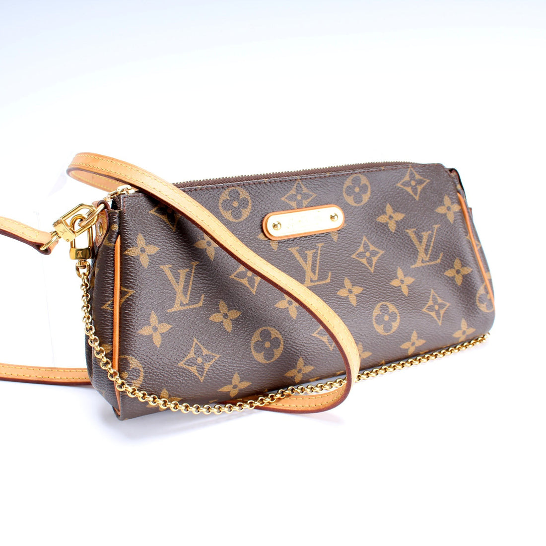 Eva Clutch Monogram