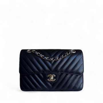 Chanel Classic Flap Small - 23CM Chevron Lambskin Black Gold Hardware Series 26