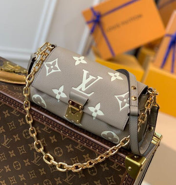 SS - LOV Bags - 2234