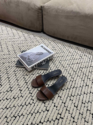SS - THR Women Shoes - 384