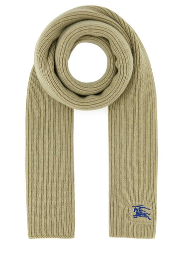 BURBERRY Luxurious Cashmere Scarf - Unisex Accessory for All Seasons