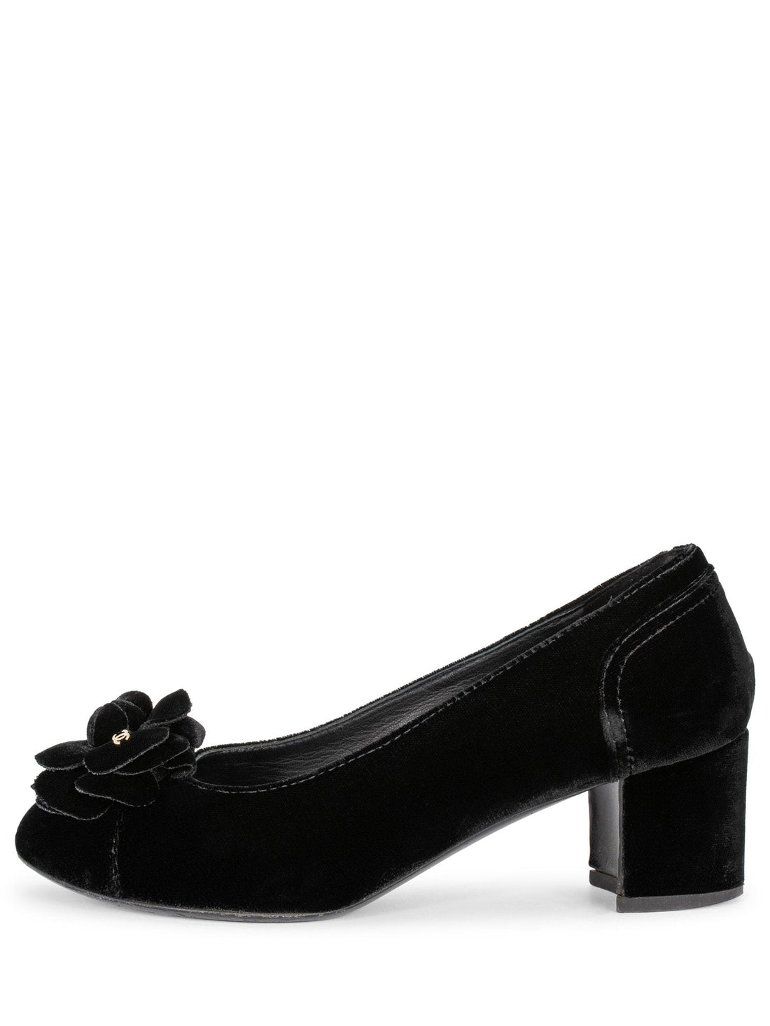 Chanel CC Logo Velvet Camellia Round Toe Shoes Black