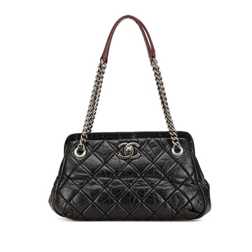 Chanel Aged Calfskin Portobello Bowler Bag (SHG-Y0aquV)