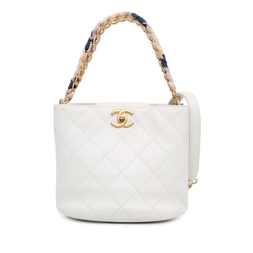 Chanel CC Quilted Caviar Chain Scarf Handle Bucket Bag (SHG-xHyisr)