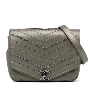 Chanel Mini Embellished Calfskin Chevron Square Envelop Flap (SHG-dq1dJN)