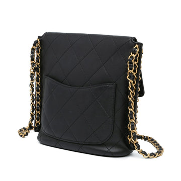 Chanel Small Quilted Calfskin Chain Hobo Flap (SHG-Un4nYy)