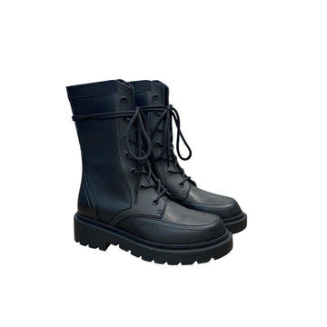 DD D TRAP ANKLE BOOT BLACK