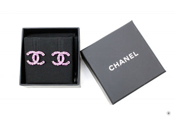 Chanel ABB CC Logo &amp; Wordings Gunmetal &amp; Pink Metal CMXCM Earrings Bkhw