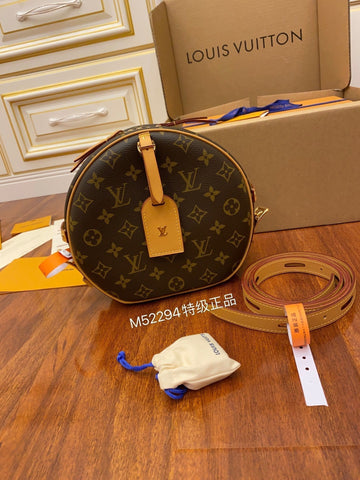 M52294 Boite Chapeau souple shoulder bag Crossbody monogram brown