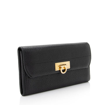 Salvatore Ferragamo Calfskin Gancini Continental Wallet (SHF-raZTbM)
