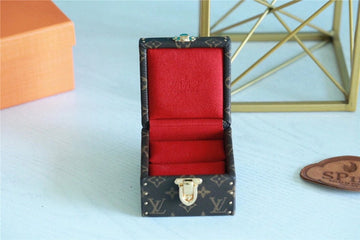 SS Fashion Lu-Vi bags - 9526