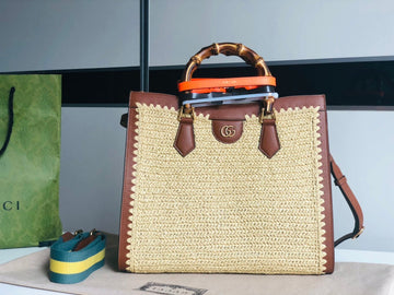 Gucci  Luxury -  Bags - 302
