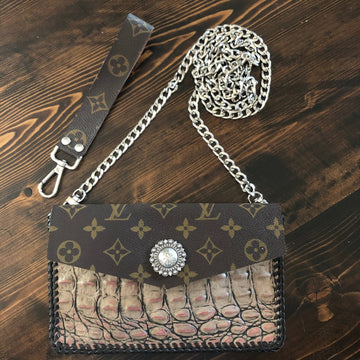 The Wren - BlushVS Wristlet/Crossbody/Clutch Bag
