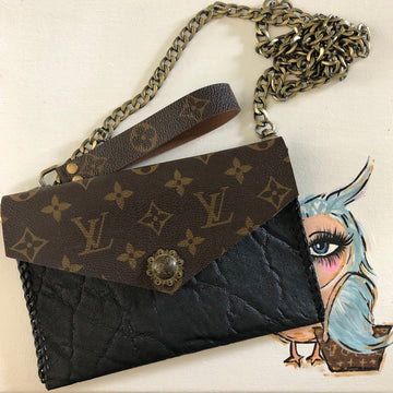 The Wren - BlackVS Wristlet/Crossbody/Clutch Bag